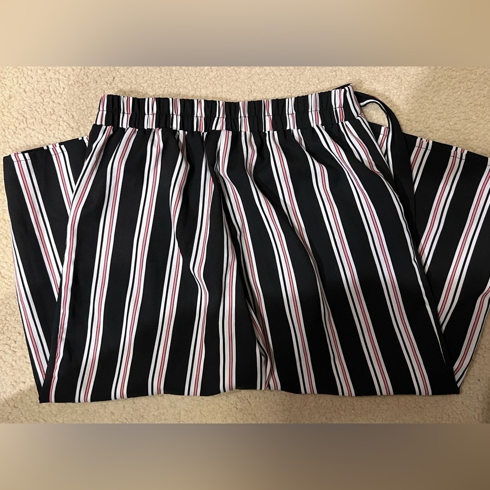 Size medium Joe B, by Joe Benbassett striped pants. - Picture 2 of 3